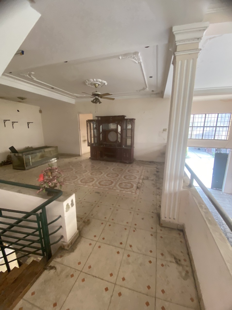 Cho thuê nhà mặt tiền đường số 4, ngay Hương lộ 3 - Bình Long. 12x18m, trệt + 2 lầu. 31 triệu.