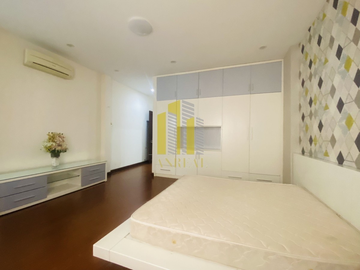 Cho Thuê Nhà Nguyễn Văn Hưởng - FULL NỘI THẤT, Sân Xe Hơi - Giá 45 Triệu