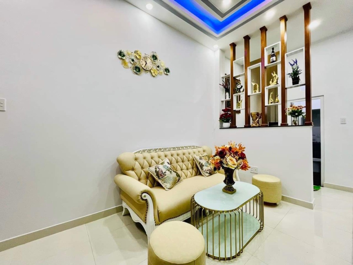 Nhà mới đẹp full nội thất 4 phòng Nguyễn Duy Cung P12 Gò Vấp