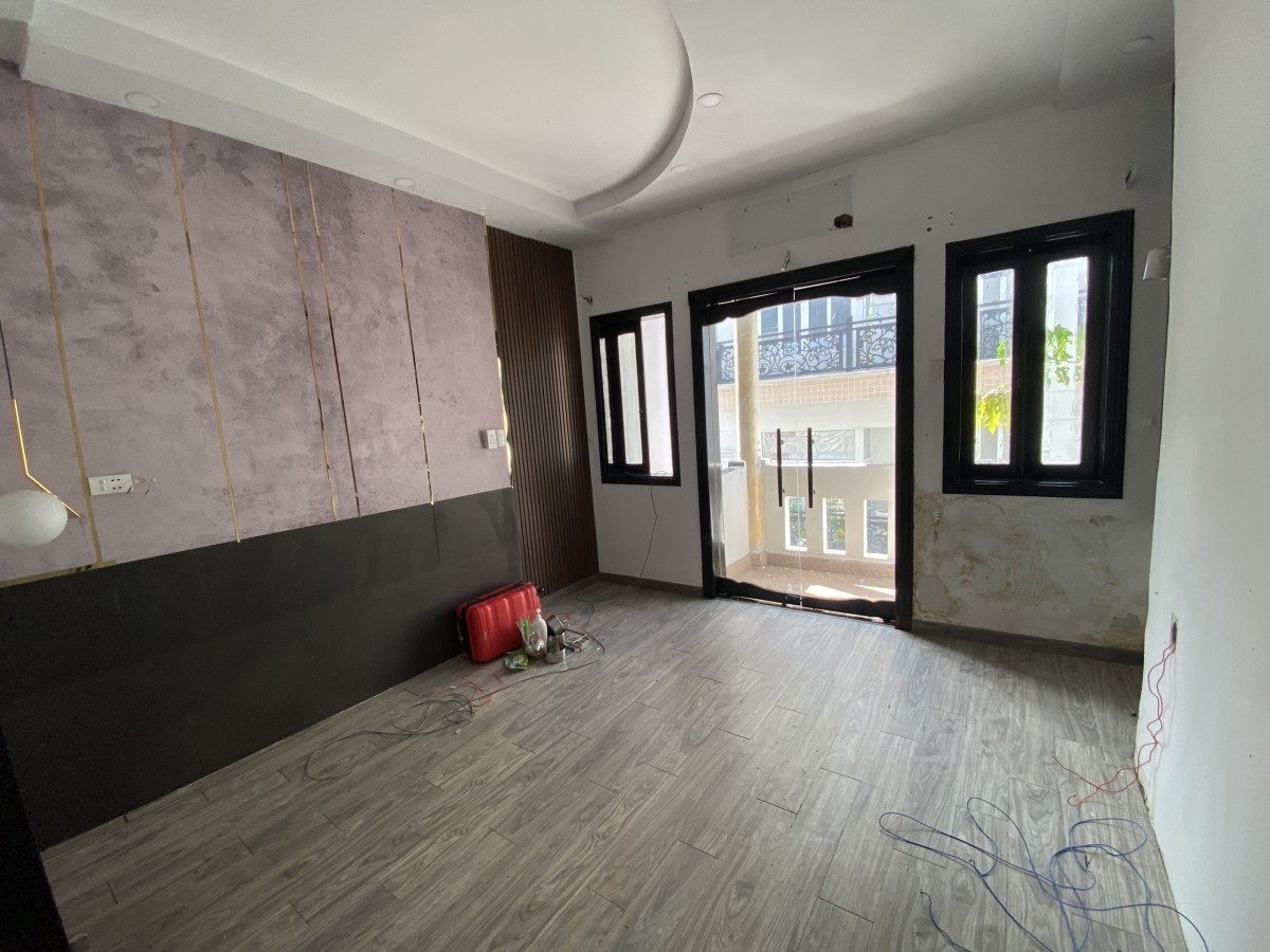 Cho thuê nhà MẶT TIỀN đường Trương Quyền, Q3, 4 tầng mới giá 28tr