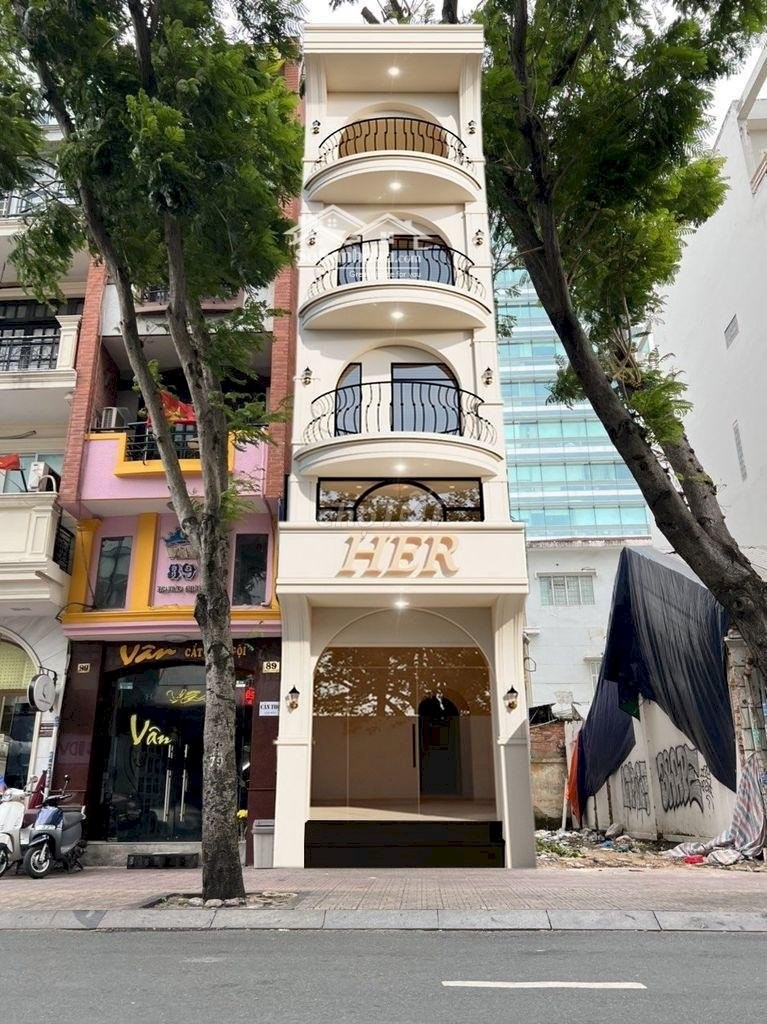 Cho thuê nhà MT 91 Trương Định, P.6, Quận 3 nhà mới đẹp vào dùng ngay
