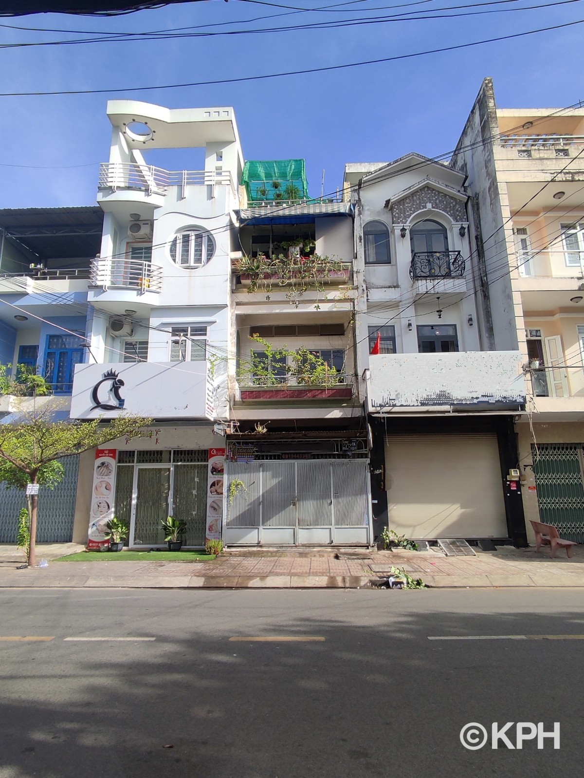 Cho thuê nhà mặt tiền Nguyễn Văn Săng. 4*16m. 3 lầu. 4PN. Giá 18 triệu