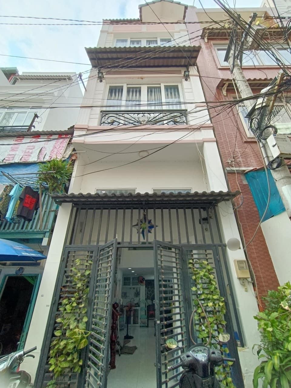 Cho thuê nhà full nội thất hẻm ba gác Phan Xích Long P1 Phú Nhuận