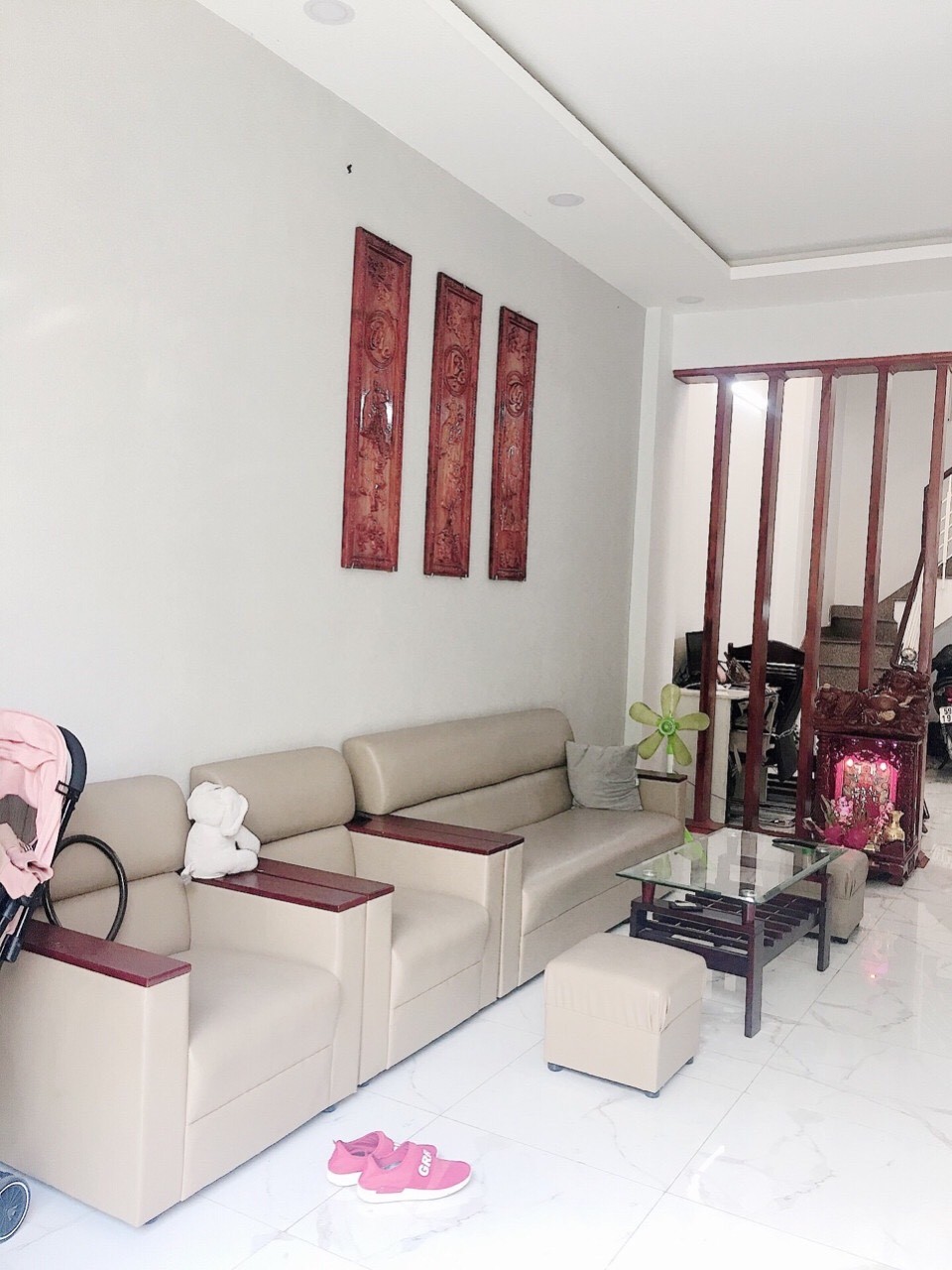 Nhà cho thuê 104 Hùng Vương trệt lửng 3 lầu sân thượng 3.7x16m giá 49 triệu/tháng