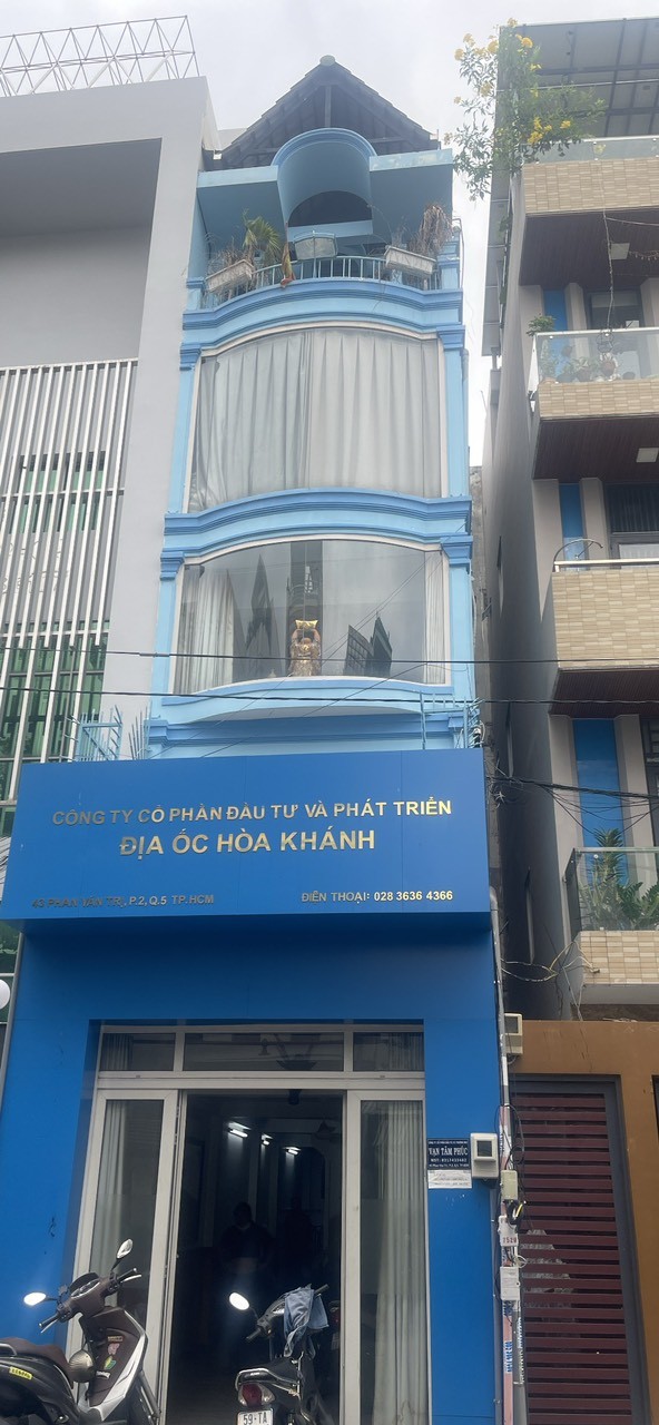 Cho thuê nhà nguyên căn mặt tiền Phan Văn Trị, 8PN, 5Wc. Mỗi phòng đều có máy lạnh, Phường 2, Q5