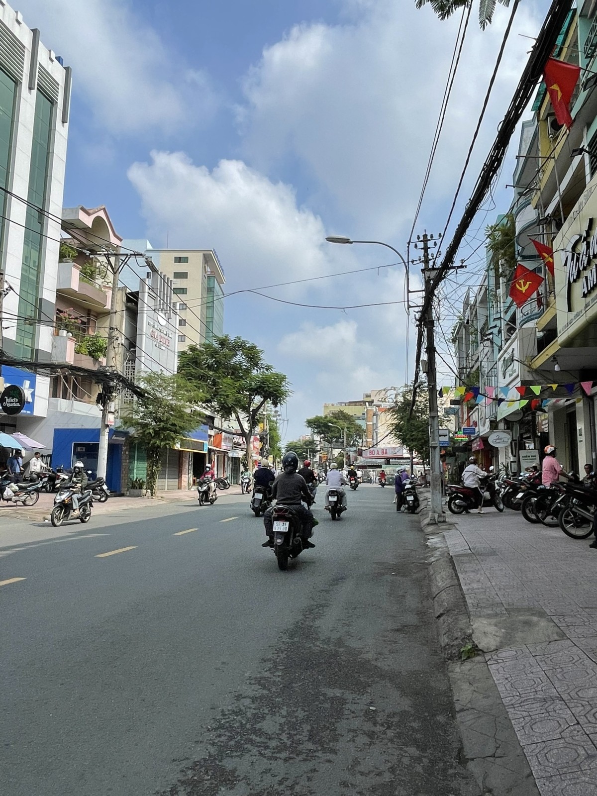 Mặt tiền Lê Quang Định, 5x27m, kinh doanh tự do