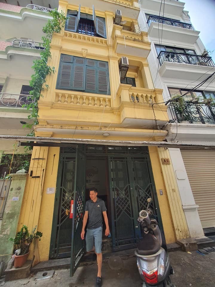 Cho thuê nhà nguyên căn kinh doanh – Nguyễn Khang – Cầu giấy
