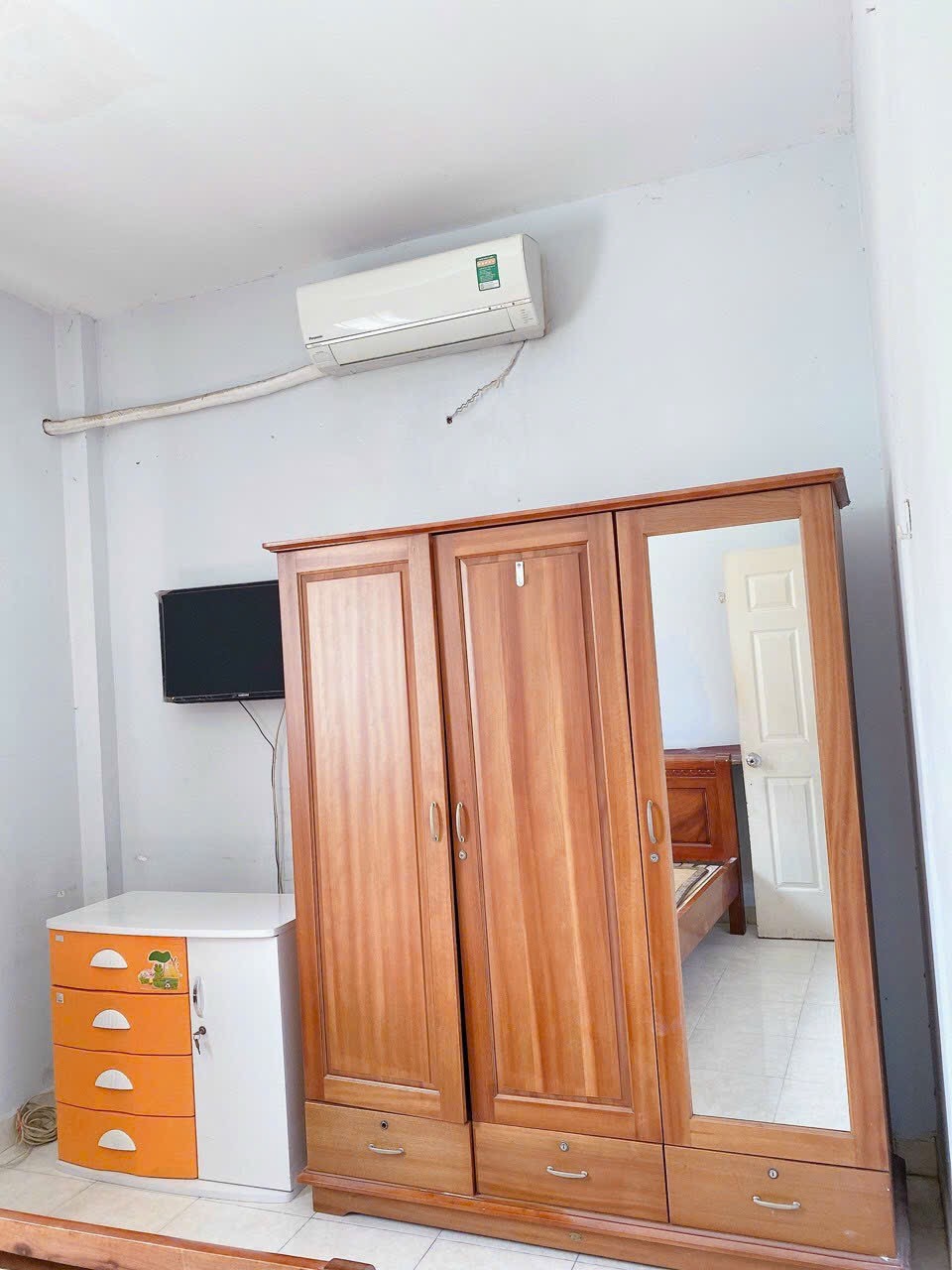 Cho thuê nhà có nội thất hẻm rộng Đinh Bộ Lĩnh P26 Bình Thạnh
