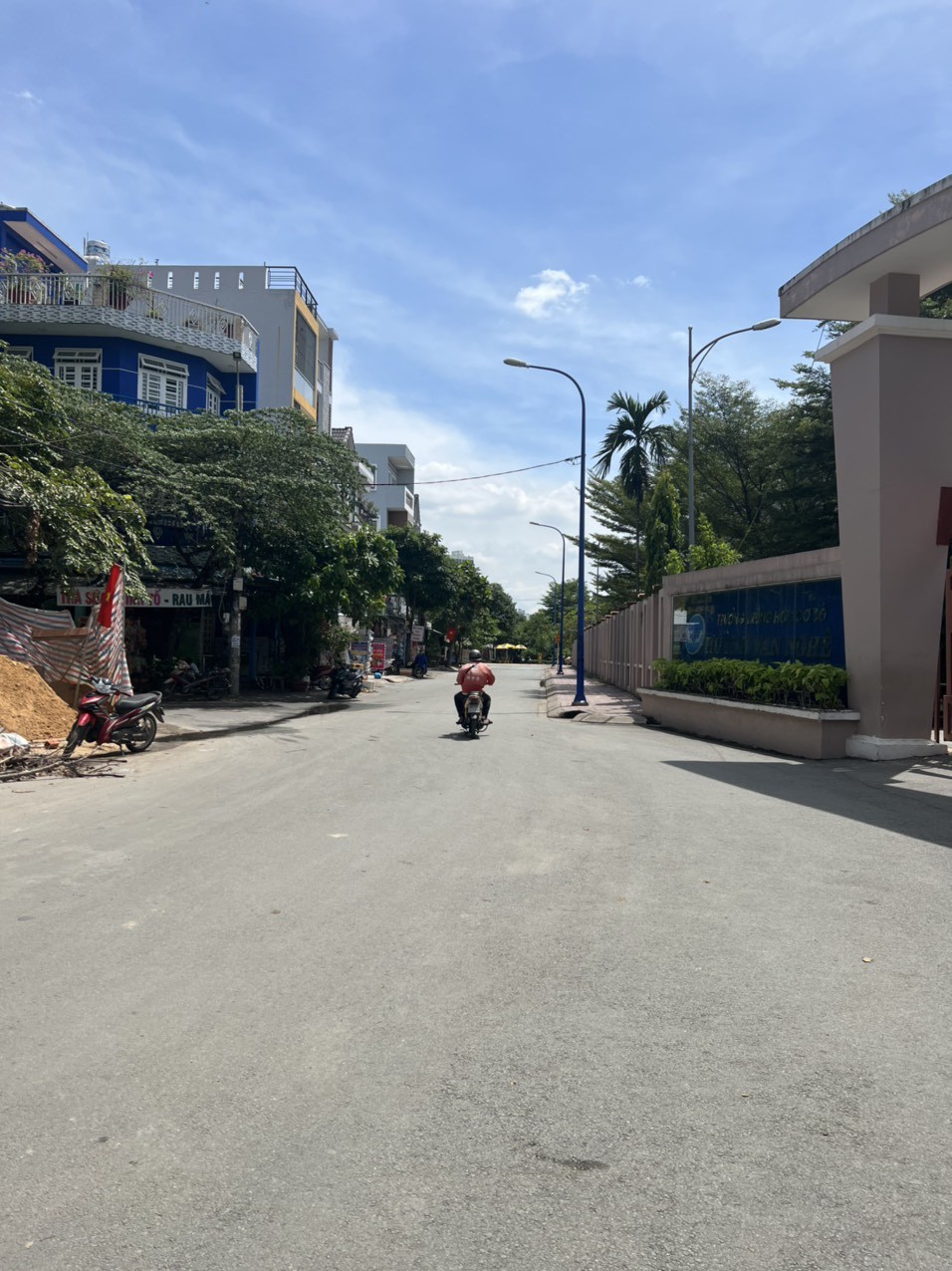Cho thuê nhà mặt tiền hẻm Phạm Văn Chiêu p14