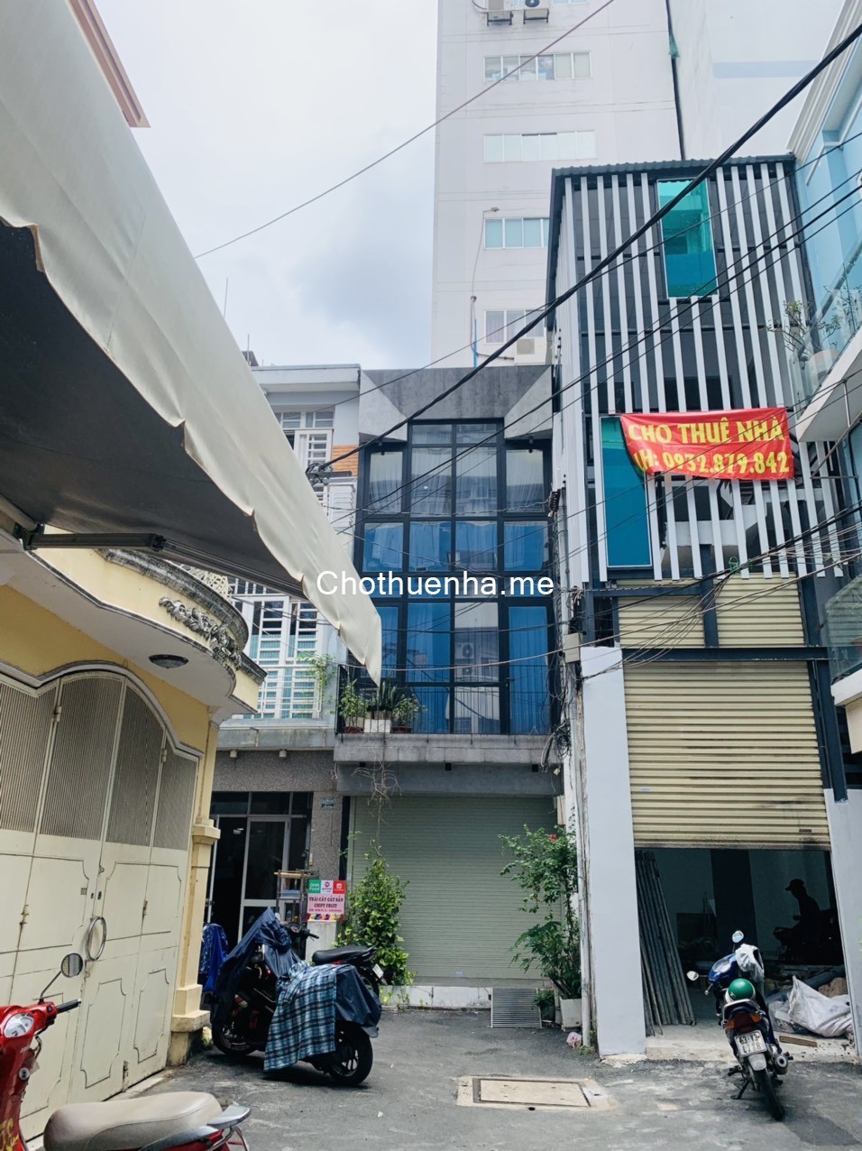 Nhà cho thuê 99 / 103b Võ Văn Tần, p. VTS quận 3 9 x 11 trệt 2 lầu 250 m2 sử dụng