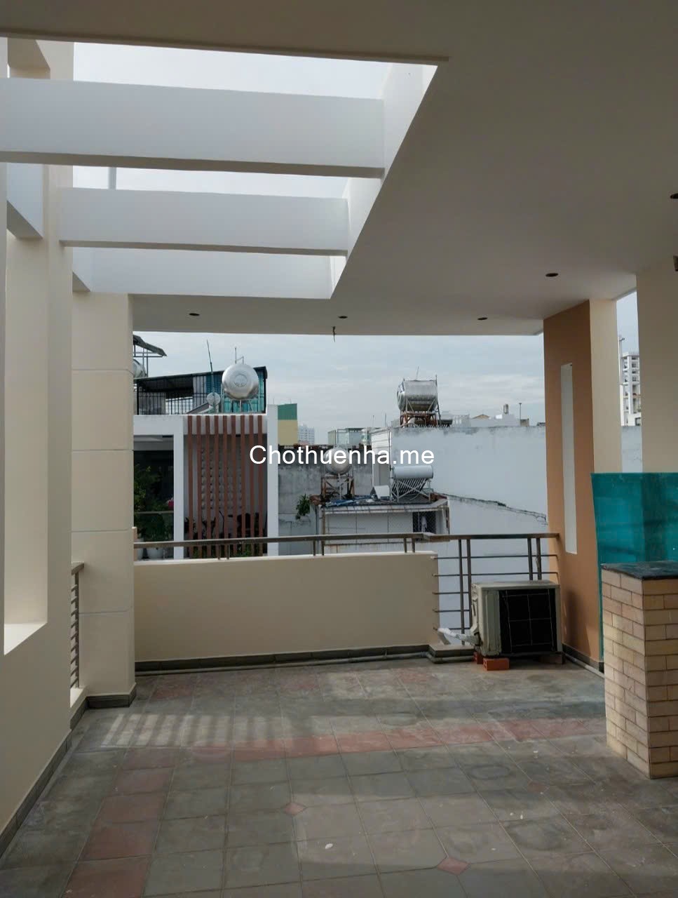 Nhà mặt tiền 4x18m phường Tân Thành. Đúc 4 tầng. 5 phòng, 4 toilet. Spa, Công ty