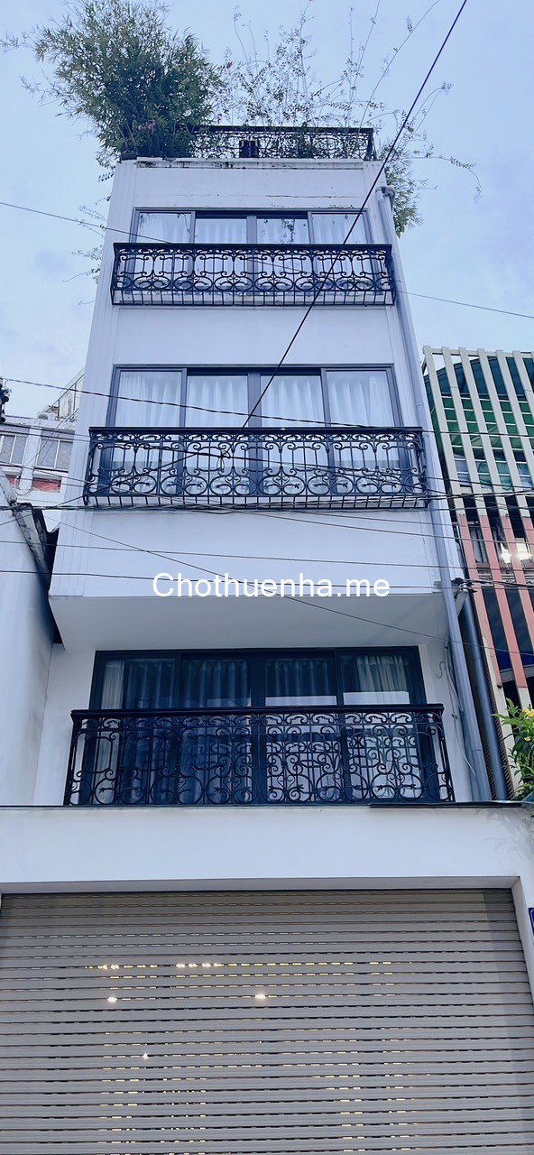 Cho thuê MTKD Huỳnh Văn Bánh, Phú Nhuận, 4 tầng, 260m2 SD, giá 40tr