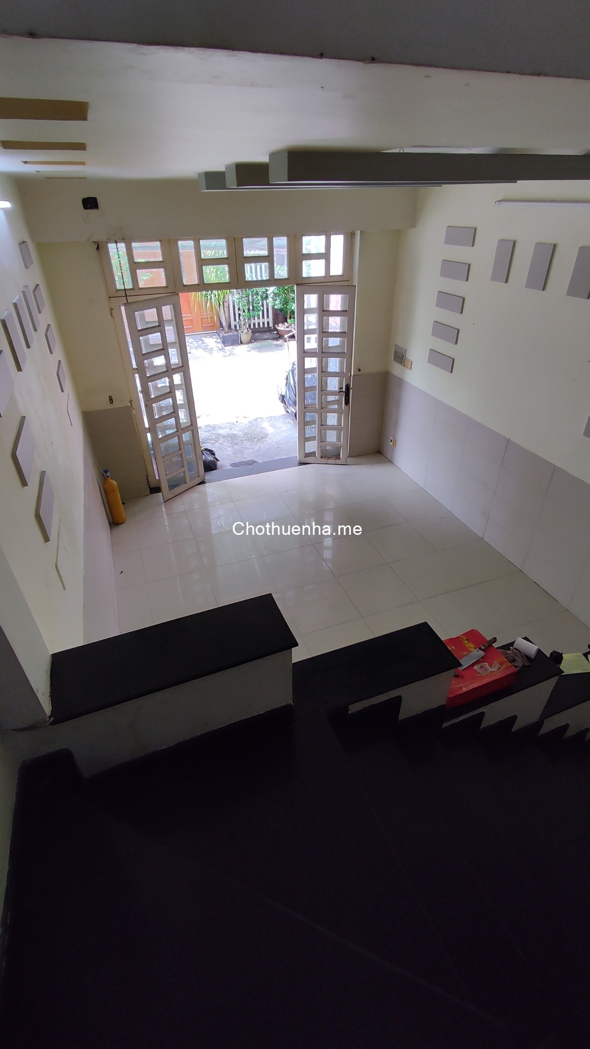 Nhà cho thuê 4*15m. Đúc 4 tầng. Hẻm xe hơi 5m Tân Quý. Giá 12 triệu.