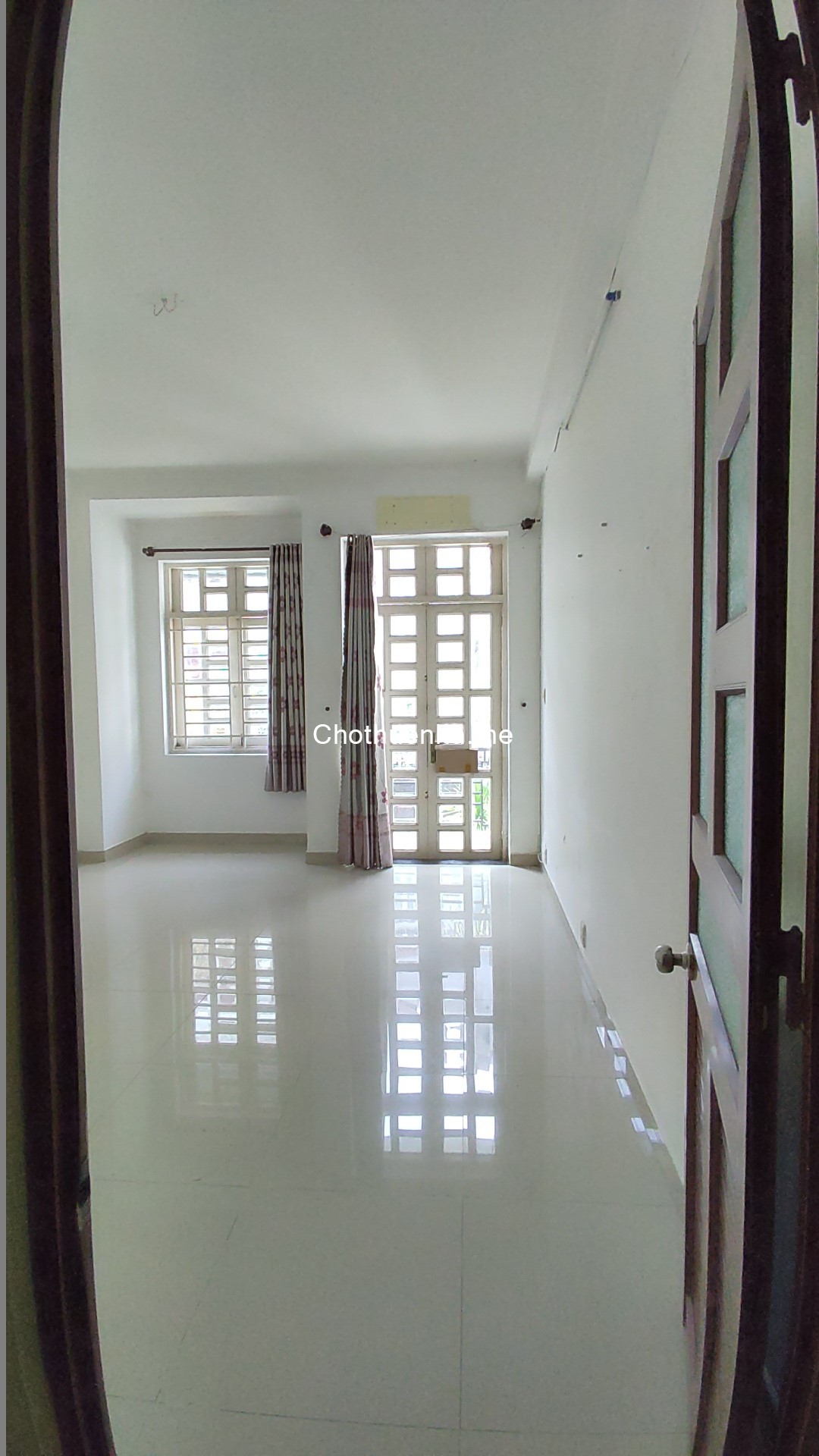 Nhà cho thuê 4*15m. Đúc 4 tầng. Hẻm xe hơi 5m Tân Quý. Giá 12 triệu.