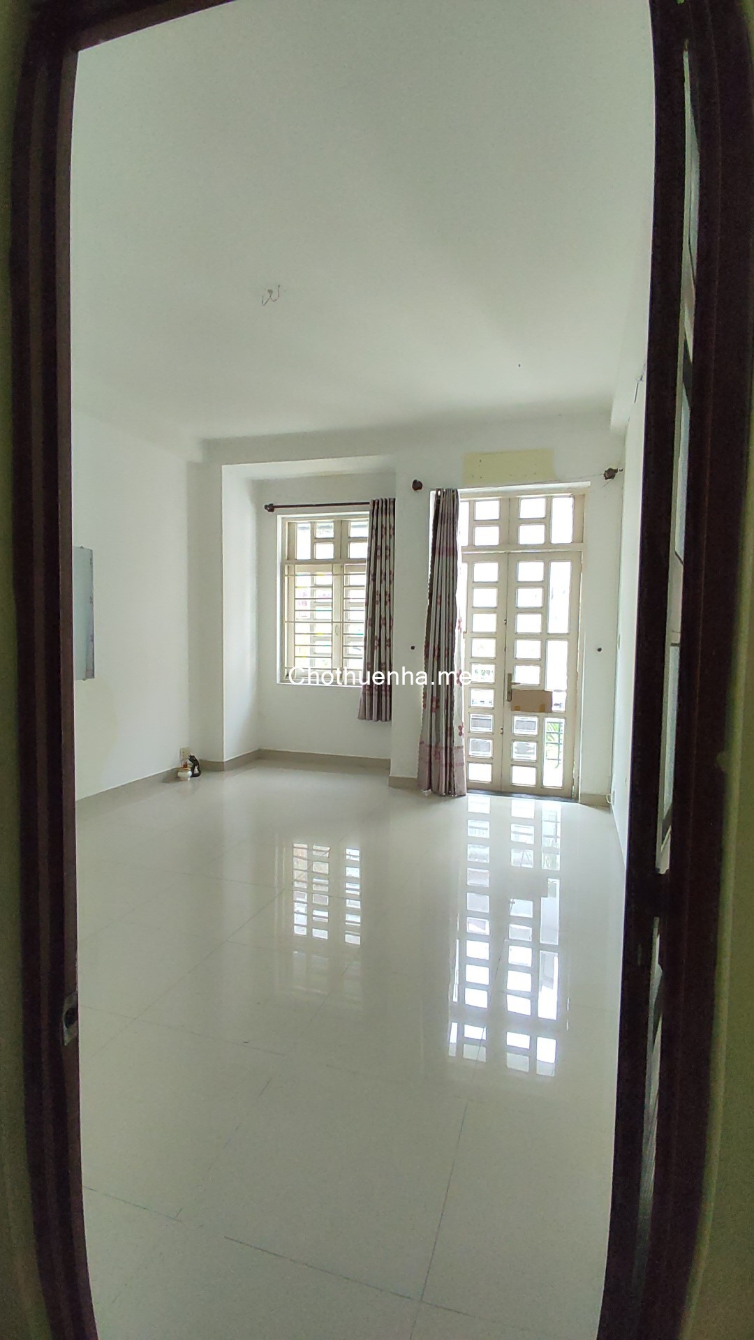 Nhà cho thuê 4*15m. Đúc 4 tầng. Hẻm xe hơi 5m Tân Quý. Giá 12 triệu.