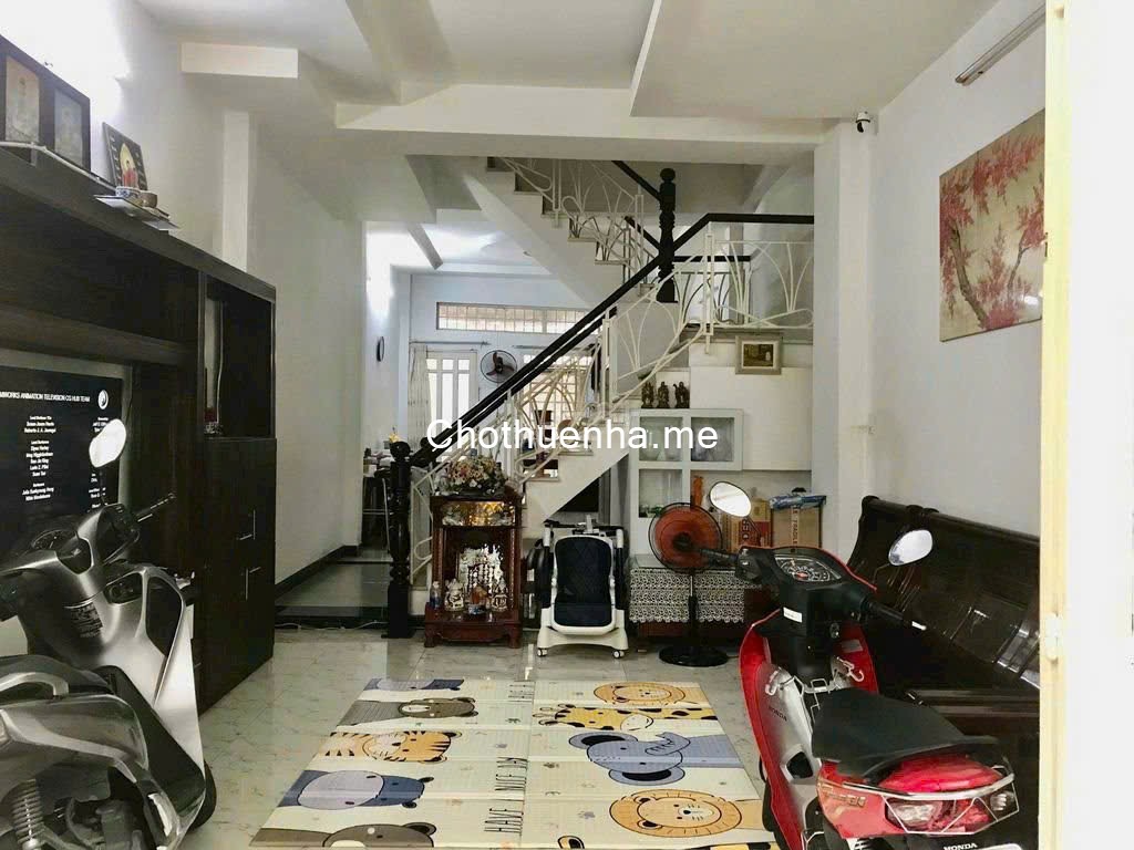 Cho thuê nhà 4.5x15m nội thất cơ bản hẻm 997 Trần Xuân Soạn, Tân Hưng
