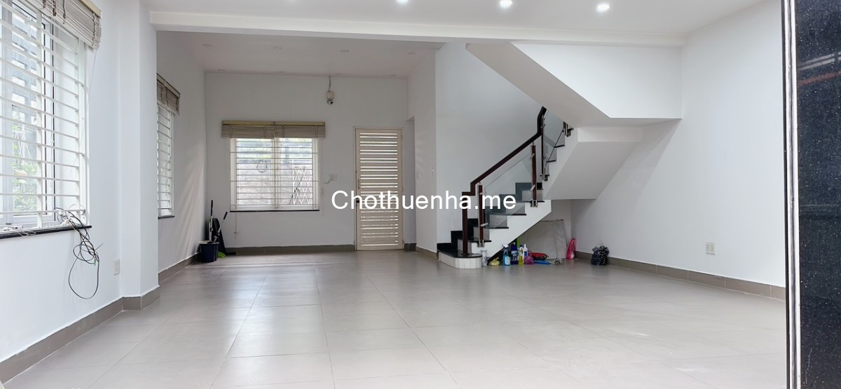 Nhà mặt tiền Cù Lao, quận Phú Nhuận, 4 tầng, 480m² DTSD, Giá 40 triệu