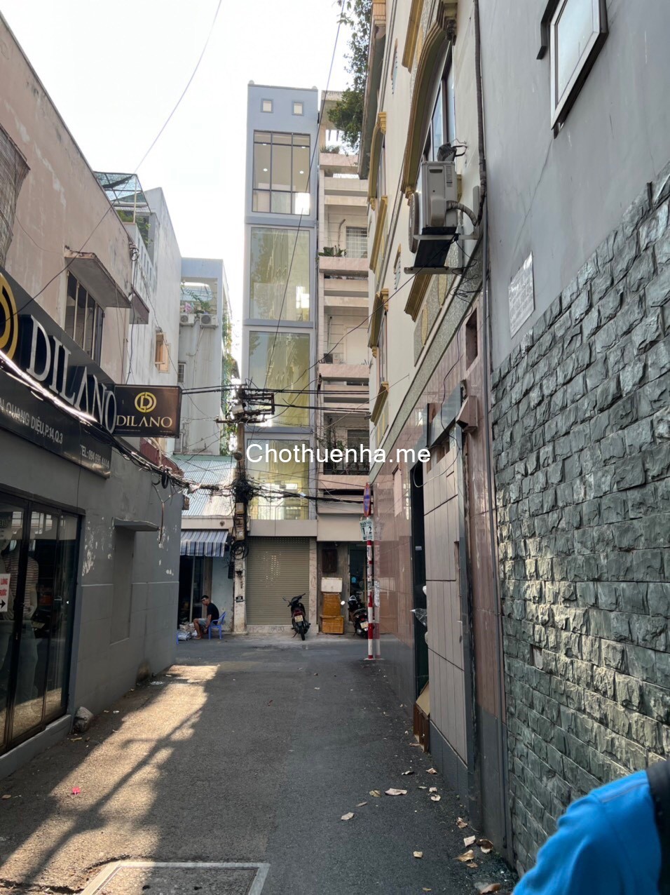 Cho thuê nhà HXT đường Trần Quang Diệu, nhà 5 tầng đẹp giá 20tr