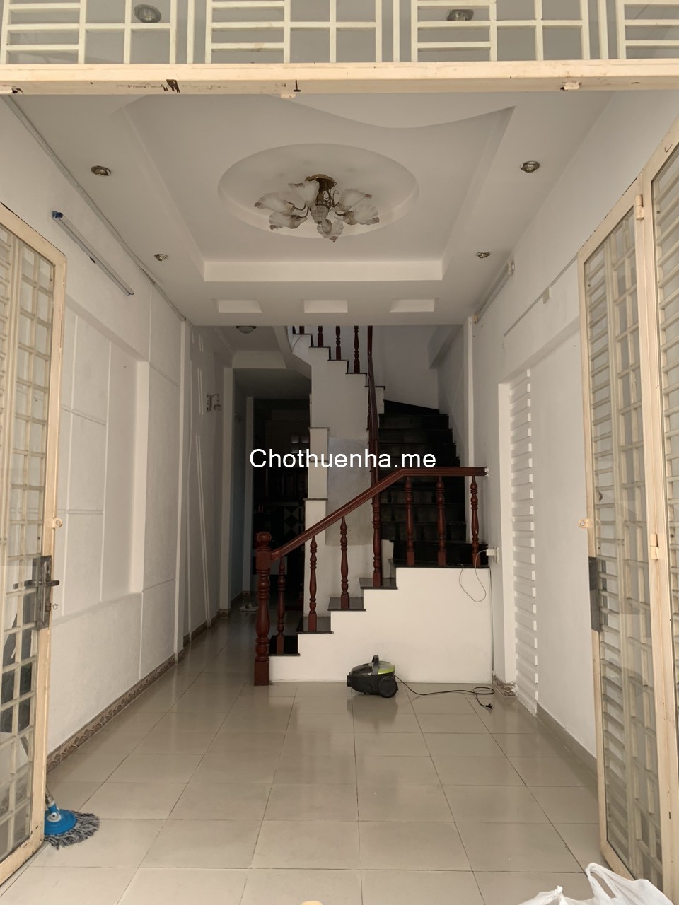 Cho thuê nhà HXT 3 tầng,mới sạch ở và KD đường Huỳnh Văn Bánh giá 18tr