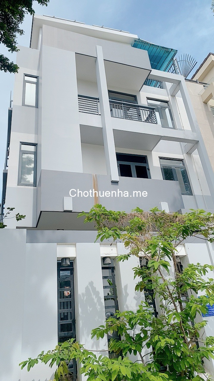 Cho Thuê Villa 1 Trệt 3 Lầu, P. Thạnh Mỹ Lợi, Q2, DT: 160M2, DTSD: 800M2, GIÁ: 5Xtr