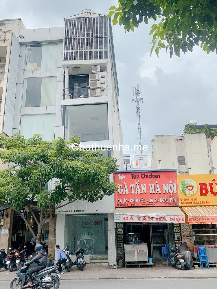 Chính chủ cho thuê nhà MT 32 Hồng Hà, P2, Tân Bình, Dtsd 280m2, có TM.