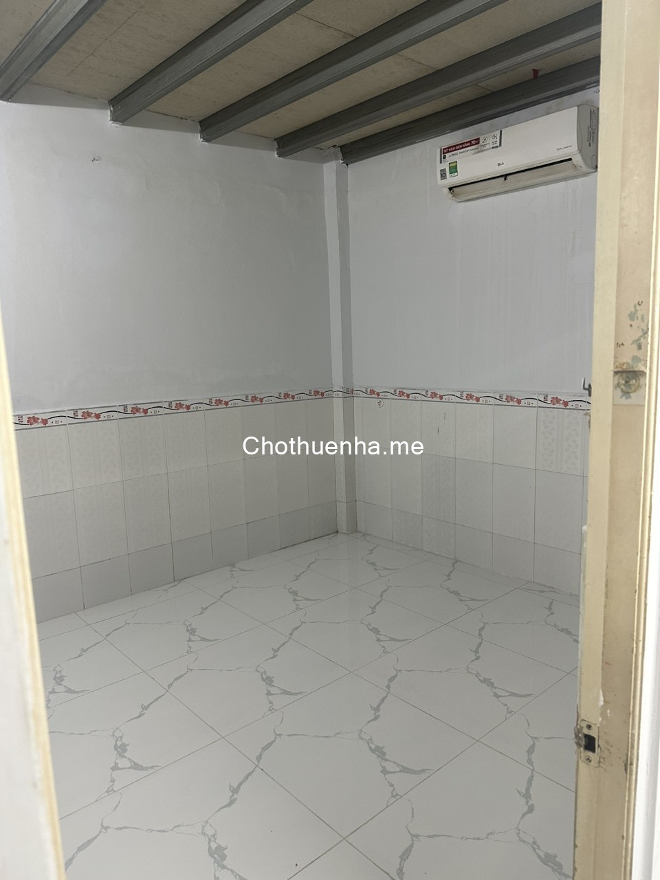 Cho thuê nhà nguyên căn 40m2 đường Nguyễn văn luông F10 Q6