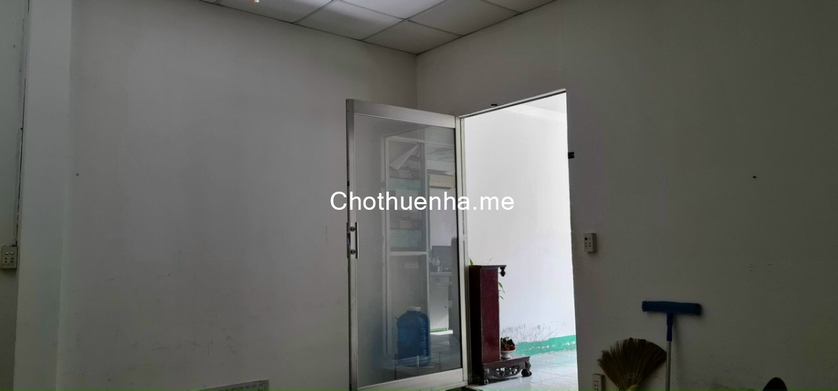 Cho thuê nhà đường Lê Văn Lương P.Tân Phong ,Quận 7 dt 5x27m,cấp 4