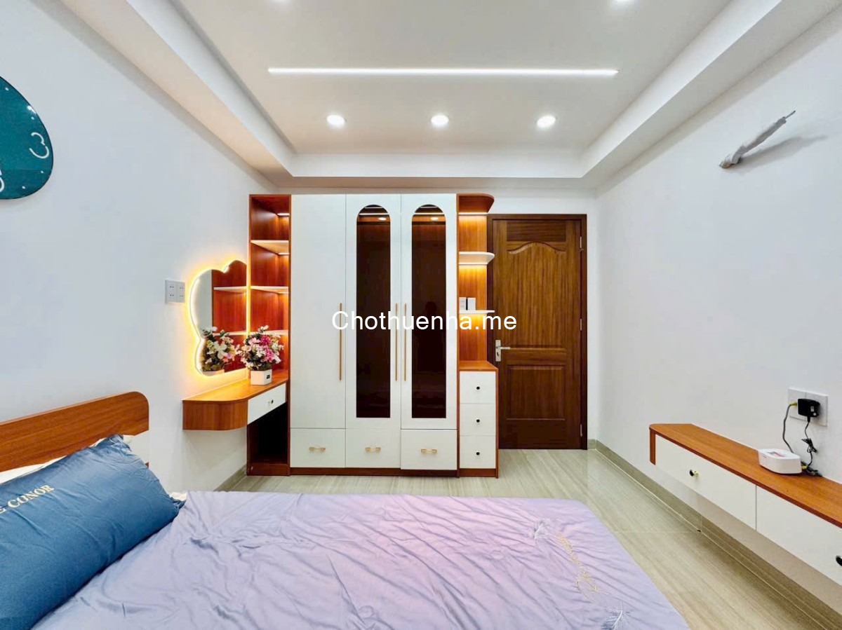 Cho thuê nhà, HẺM XE HƠI, SÁT MẶT TIỀN, NGAY ĐH CÔNG NGHIỆP 4, CHỢ GÒ VẤP, 5 TẦNG, NỘI THẤT CAO CẤP