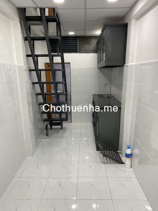 Chính chủ cho thuê dài hạn nhà nguyên căn 2mx7m, 1 trệt 2 lầu, 2 PN, 2wc