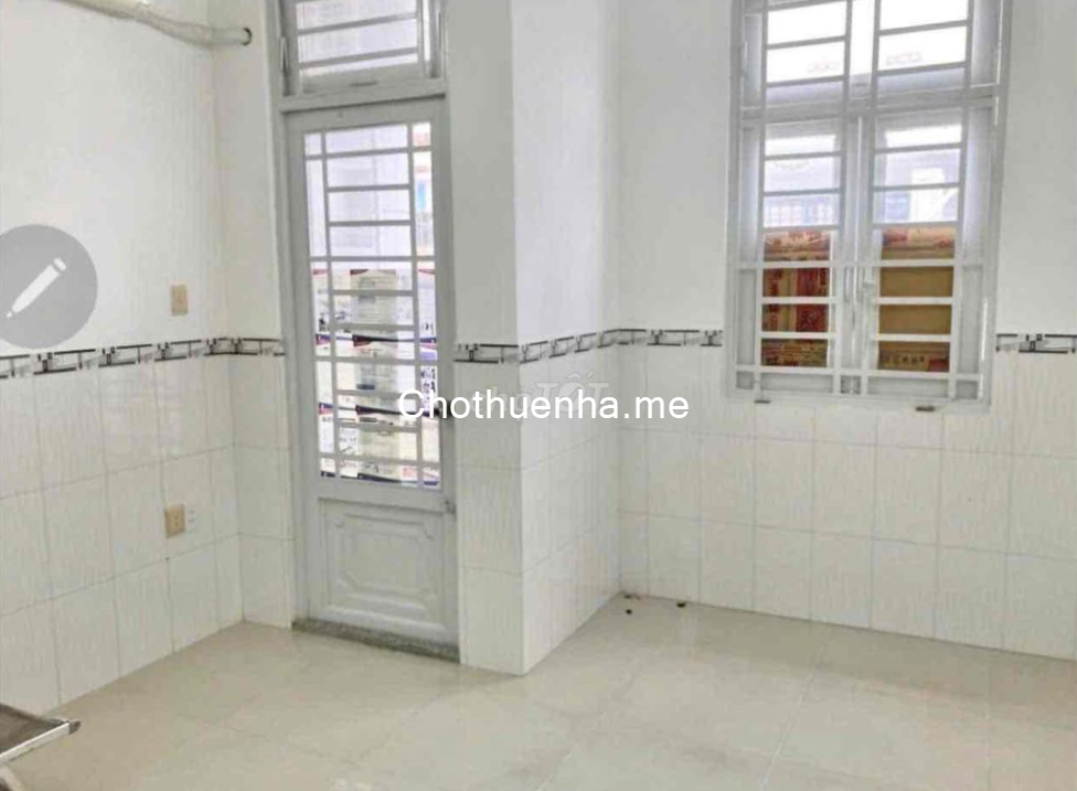 Nhà nguyễn căn 56m3, hẻm Huỳnh Tấn Phát, quận 7