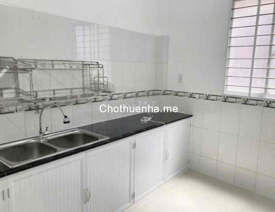 Nhà nguyễn căn 56m3, hẻm Huỳnh Tấn Phát, quận 7