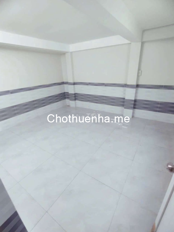 Cho thuê nhà hẻm Nguyễn Văn Cừ gần trần Hưng Đạo, 4x8m, 2 lầu, 2pn, 2wc