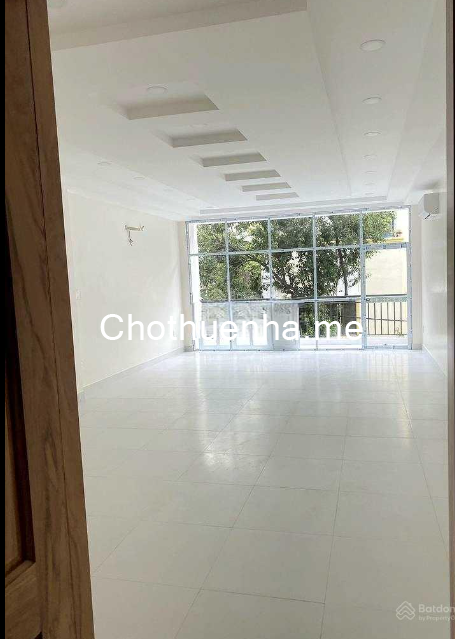 Cho thuê nhà mặt tiền Phan Xích Long, Phú Nhuận, 5x18m