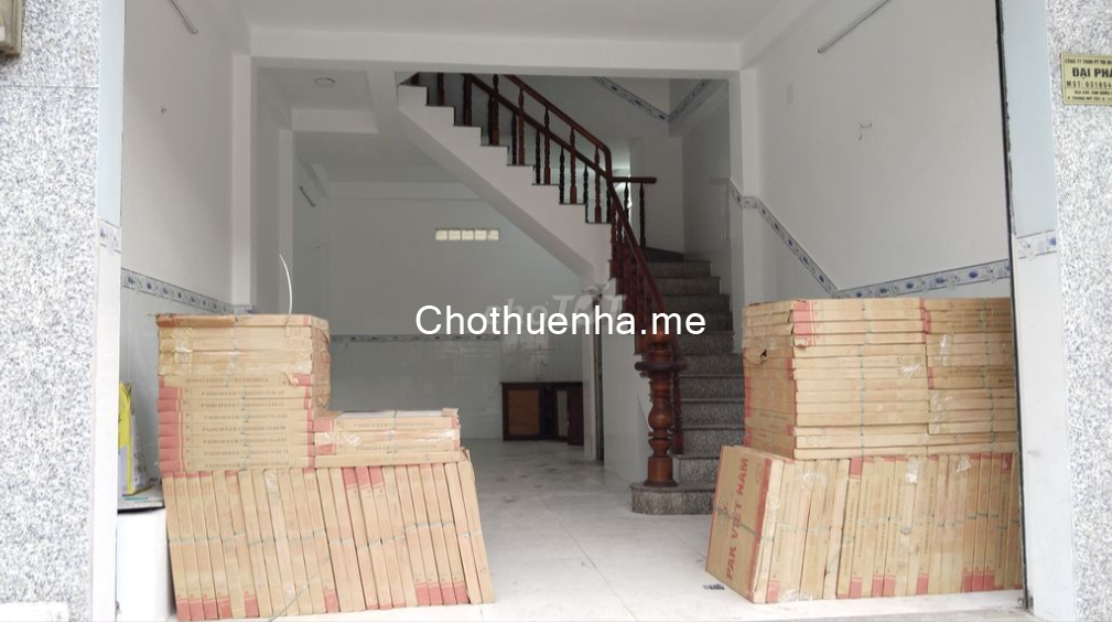 Nhà cho thuê mặt tiền QL22, quận 12, gần bên xe An Sương