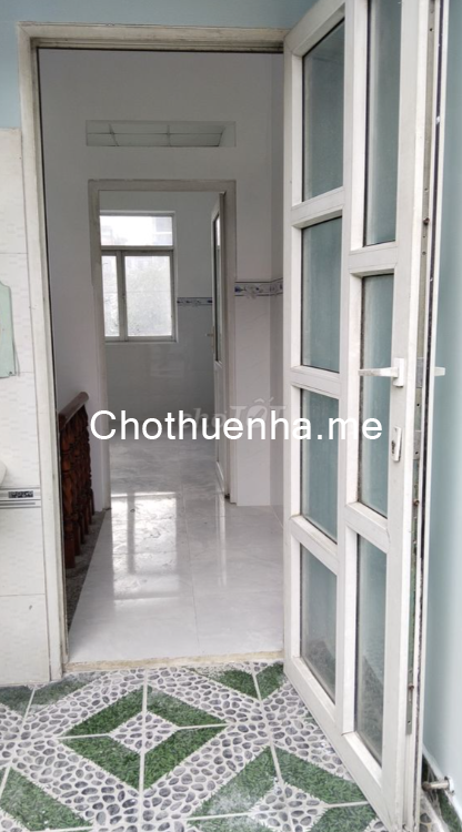 Nhà cho thuê mặt tiền QL22, quận 12, gần bên xe An Sương