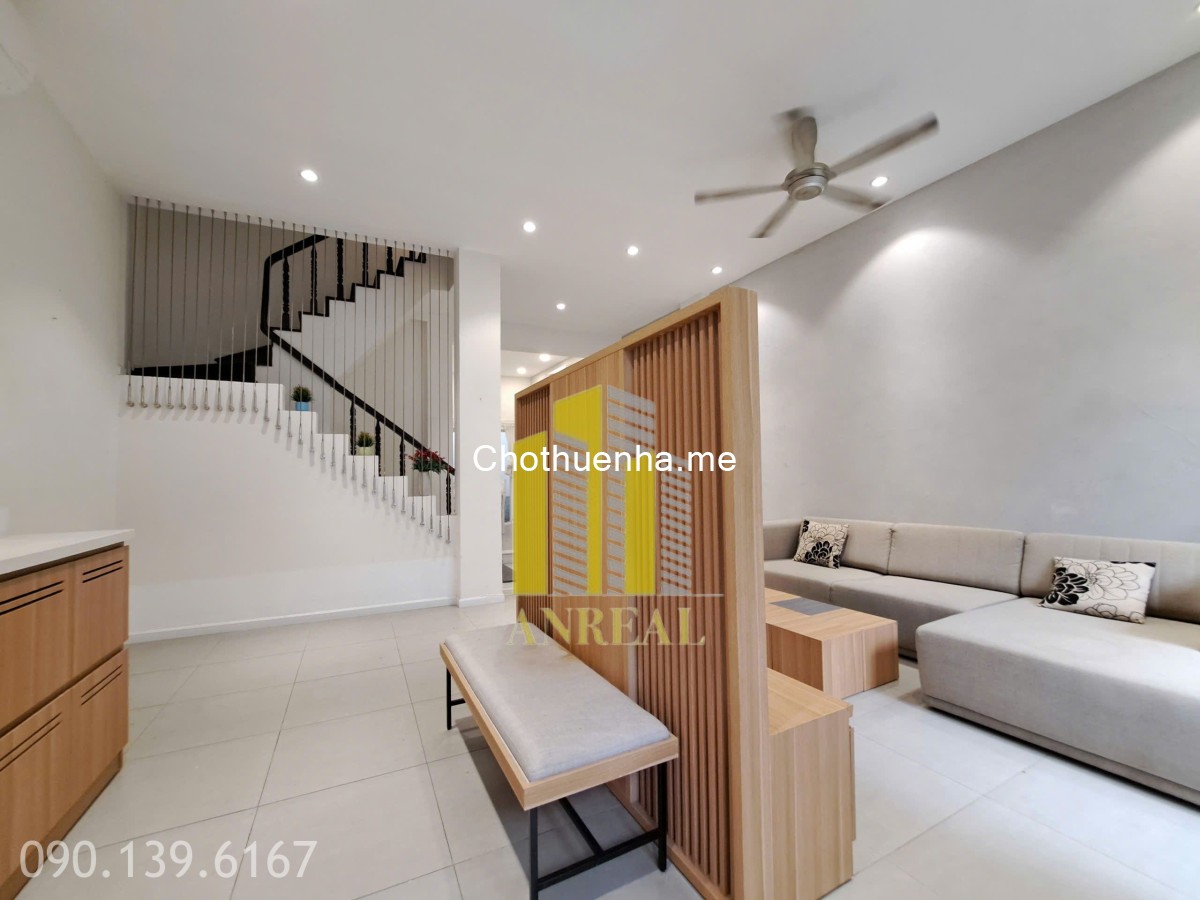 Villa Phố 6x20m Phường Thảo Điền - Sân 3 lầu, đủ nội thất - Hiện đại