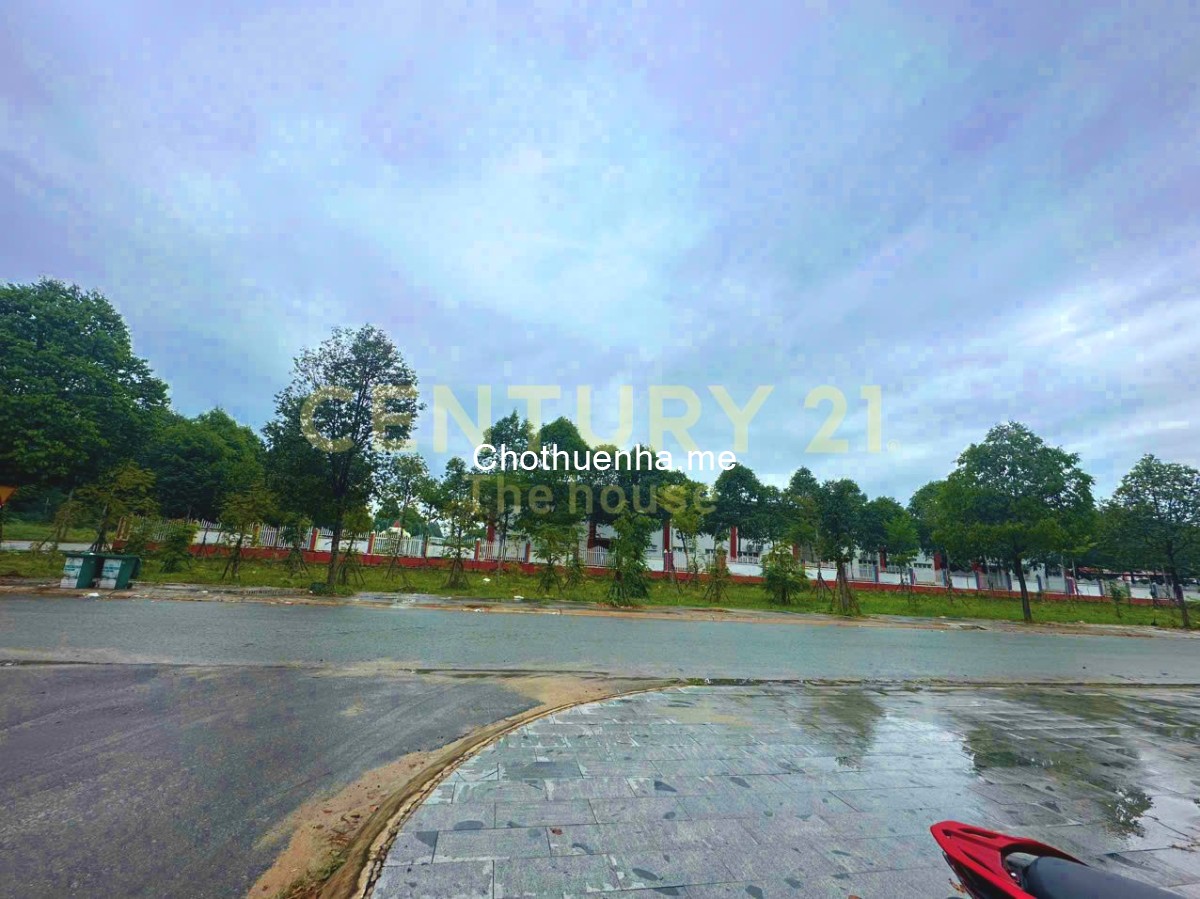 Cho thuê nhà phố 1 trệt 3 lầu đường đường Lý Thái Tổ