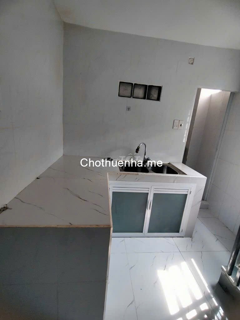Cho thuê nhà nguyên căn giá rẻ nhà đường Chuyên Dùng 9, 3,5 ×10m, 1 trệt 1 lầu, 3PN 2WC