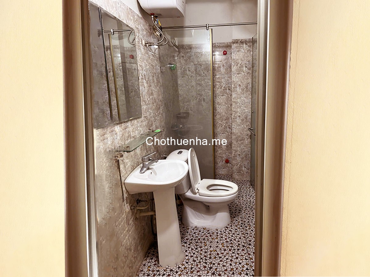 Chính chủ cho thuê nhà riêng giá rẻ 4.5 tầng – 5 phòng ngủ – Bắc Từ Liêm