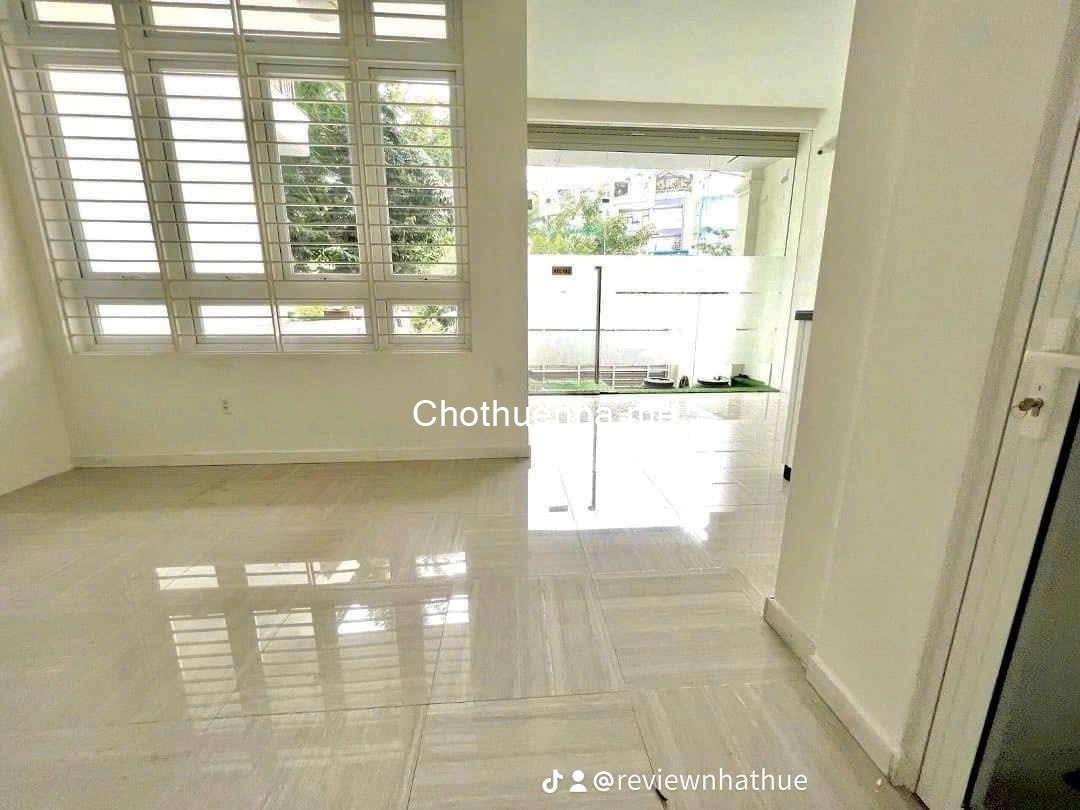 Cho thuê nhà biệt thự Him Lam, Quận 7, DT 150m2, mở SPA, VP, Showroom, giá 60 triệu/tháng