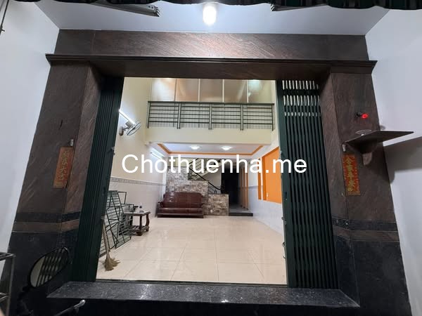 Cho thuê nhà nguyên căn gần chợ Phú Định, Quận 6, DT 72m2, 2PN2WC, đủ NT, giá chỉ 13 triệu/tháng