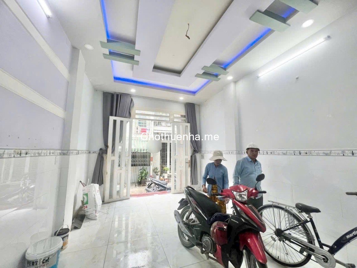 Cho thuê nhà nguyên căn Lê Đình Cẩn, Bình Tân, DT 40m2, gần Khu Tên Lửa, giá 9 triệu/tháng