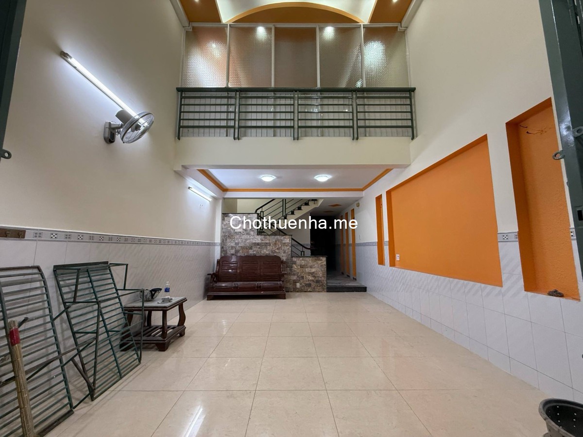 Cho thuê nhà nguyên căn gần chợ Phú Định, Quận 6, DT 72m2, 2PN2WC, đủ NT, giá chỉ 13 triệu/tháng