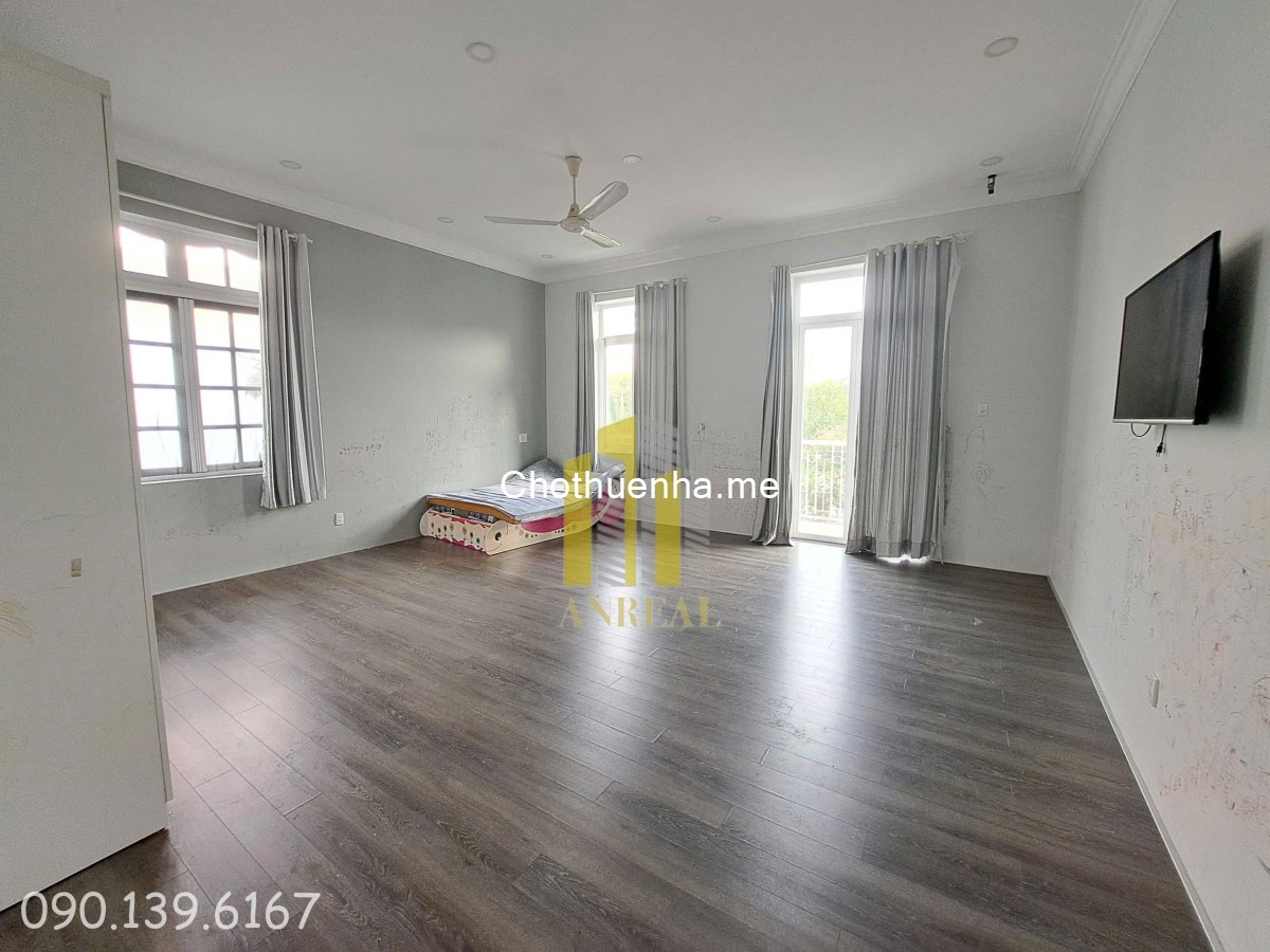 Biệt Thự Trần Não 530m2 Sân Vườn - Hồ Bơi - An Ninh Tuyệt Đối Giá 75 Triệu