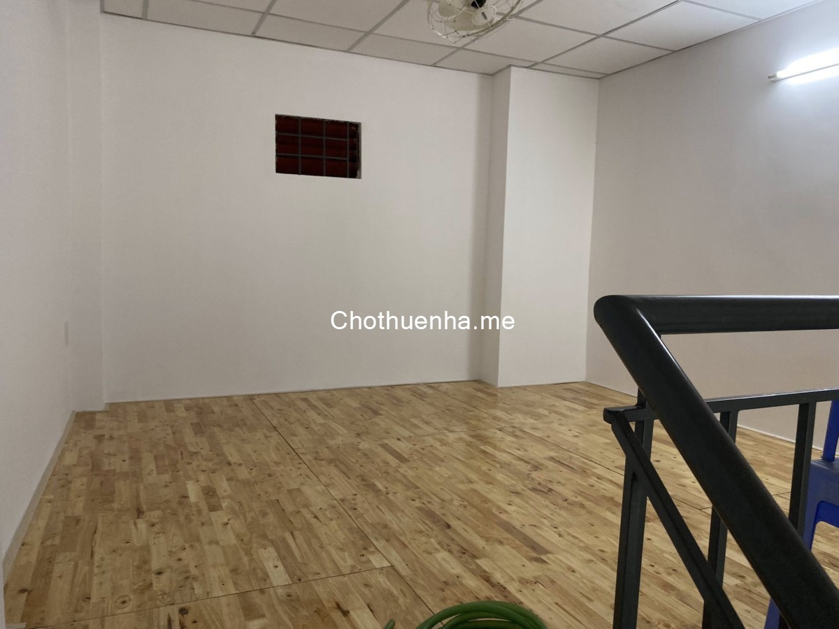 Cho thuê nhà HXH CMT8, Tân Bình, DT 60m2, gần bv Thống Nhất, giá 12 triệu/tháng