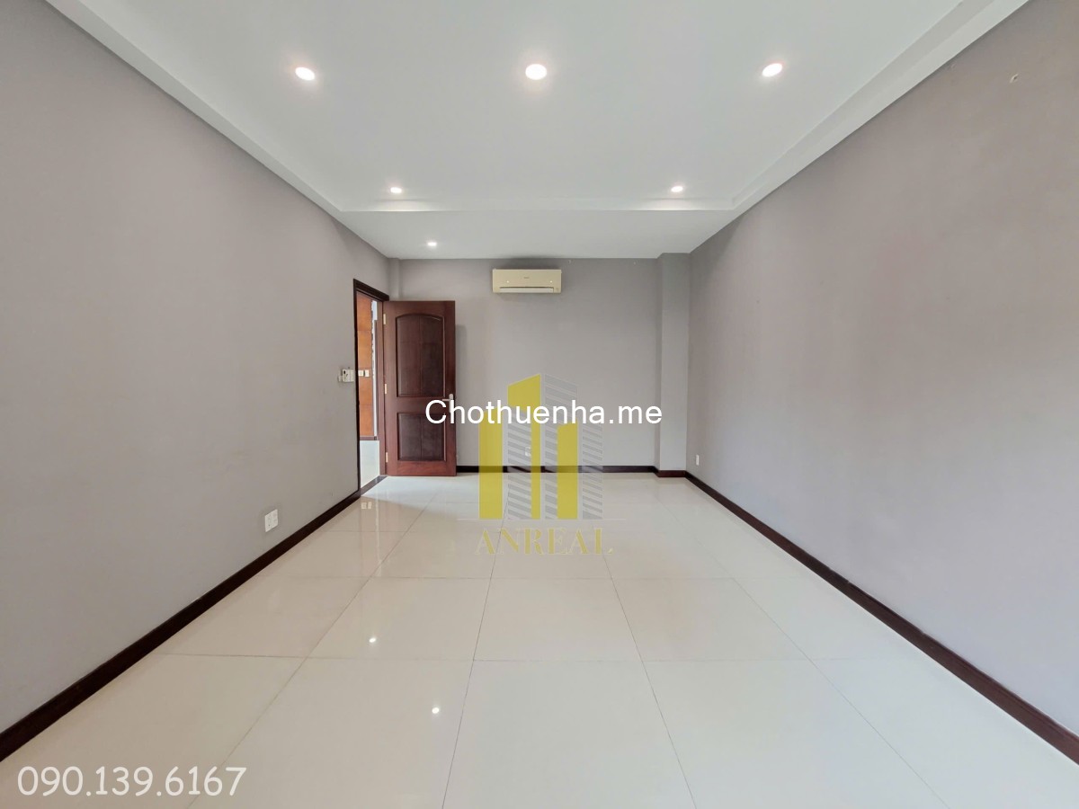 VIlla Thiết Kế Hiện Đại Gần Trần Não Hầm 3 Lầu Giá 83 Triệu