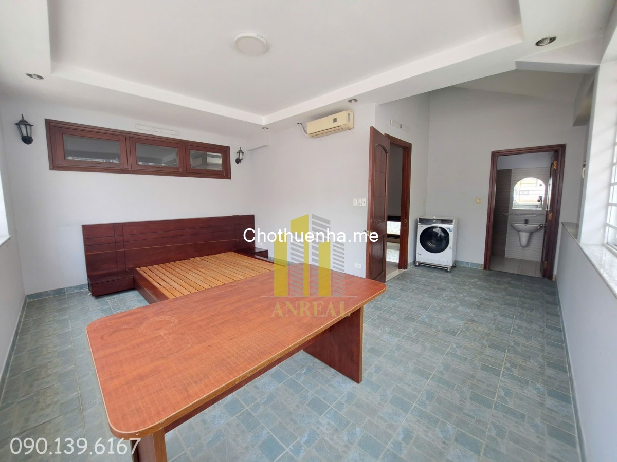 VIlla Thiết Kế Hiện Đại Gần Trần Não Hầm 3 Lầu Giá 83 Triệu