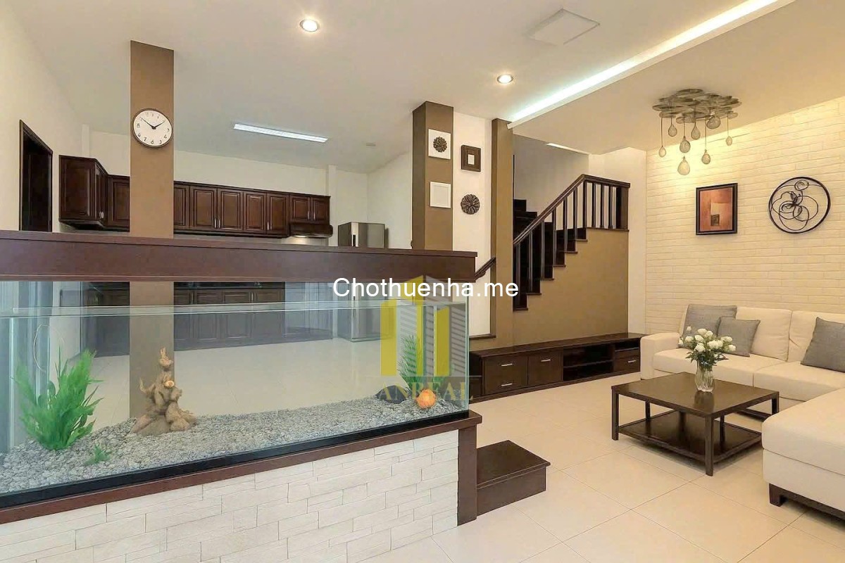 Villa Thảo Điền đầy đủ nội thất sân vườn giá 40 triệu