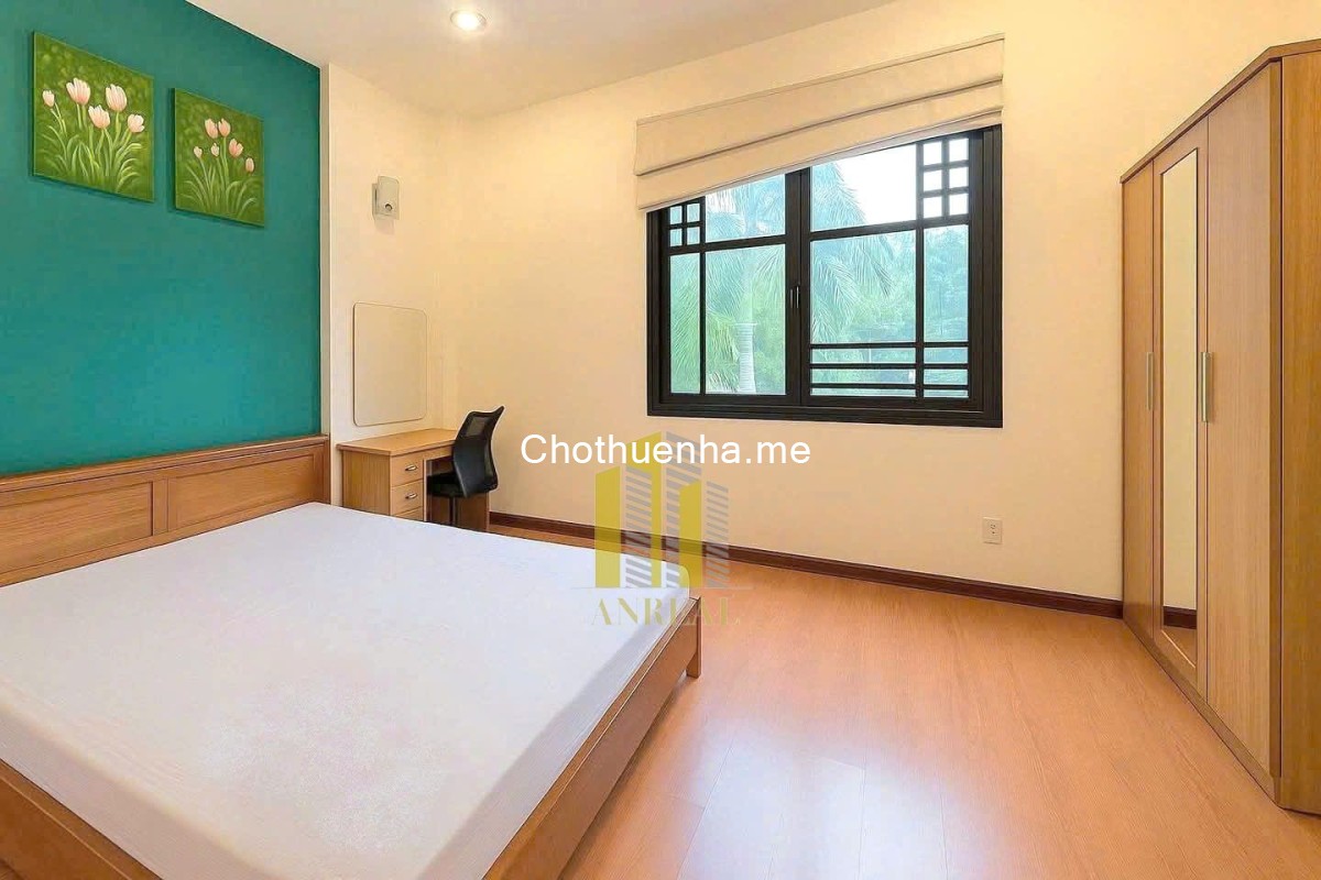 Villa Thảo Điền đầy đủ nội thất sân vườn giá 40 triệu