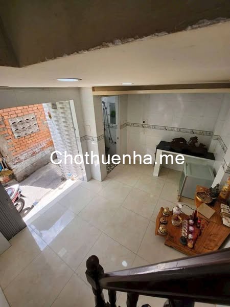 Cho thuê nhà Chu Văn An, Bình Thạnh, DT 14m2, vị trí trung tâm, gần chợ Cây Diệp, giá 6 triệu/tháng